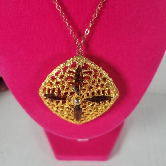 Vintage Gold Tone Elongated Beaded Lace Filigree Classic Square Brooch Pendant - Picture 4 of 4